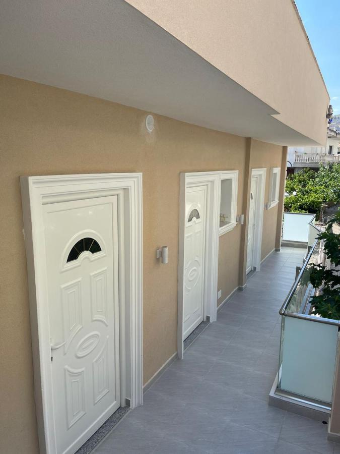 סרנדה Villa Eden Breeze מראה חיצוני תמונה